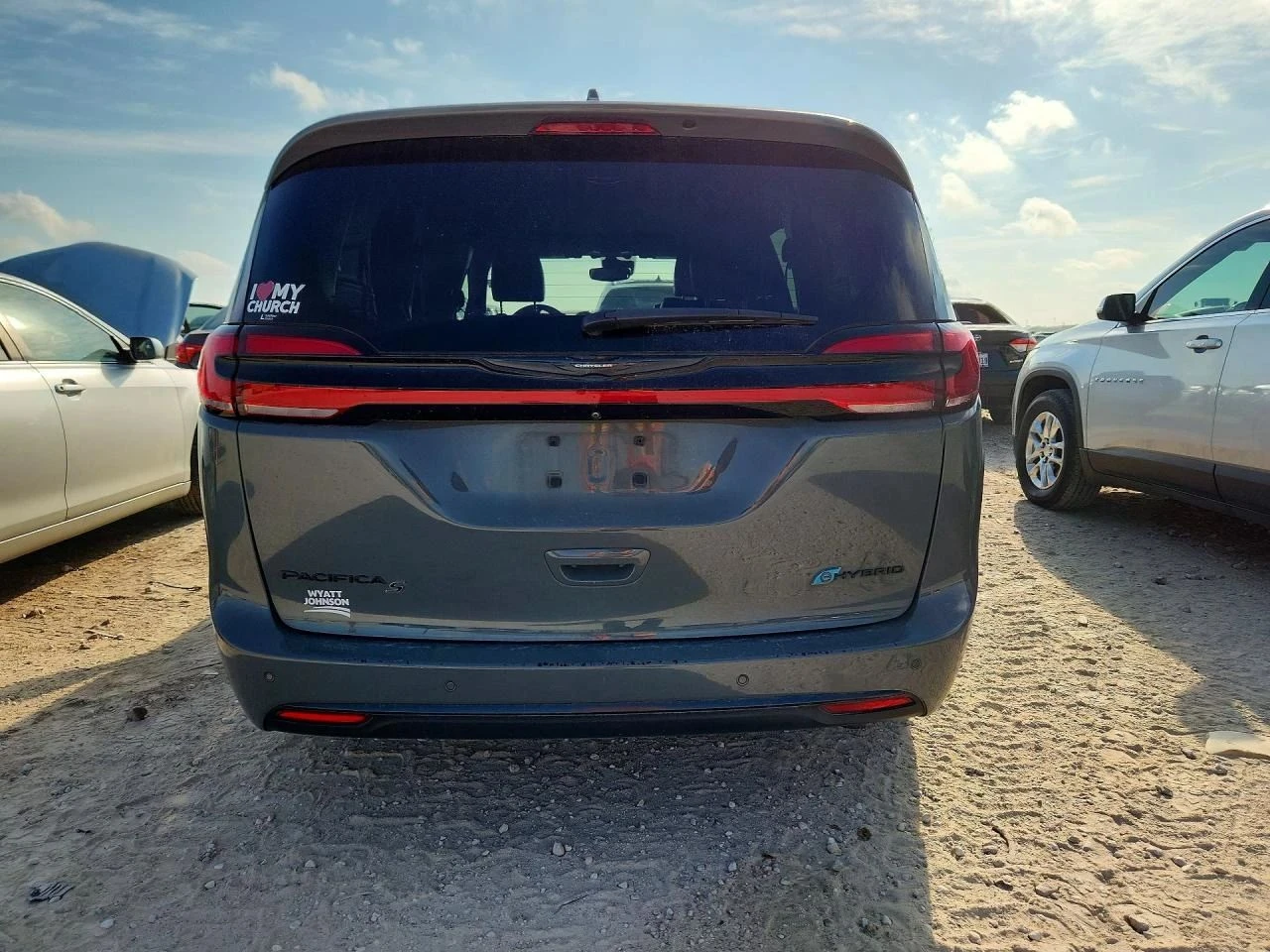 Chrysler Pacifica, снимка 6 - Автомобили и джипове - 56689883