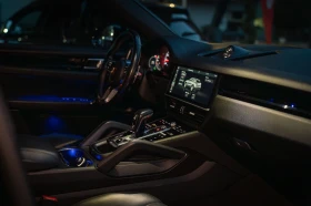 Porsche Cayenne COUPE/AMBIENT/PANO/PPF/BLACK EDITION/PDK/4X4/1-соб, снимка 8