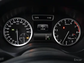 Infiniti Q30 2.0L Carfax, снимка 7