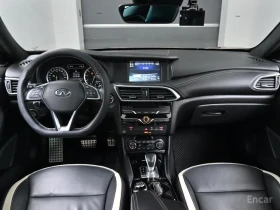 Infiniti Q30 2.0L Carfax, снимка 5