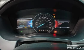 Ford Explorer 2.3 Limited 4WD 5th, снимка 8