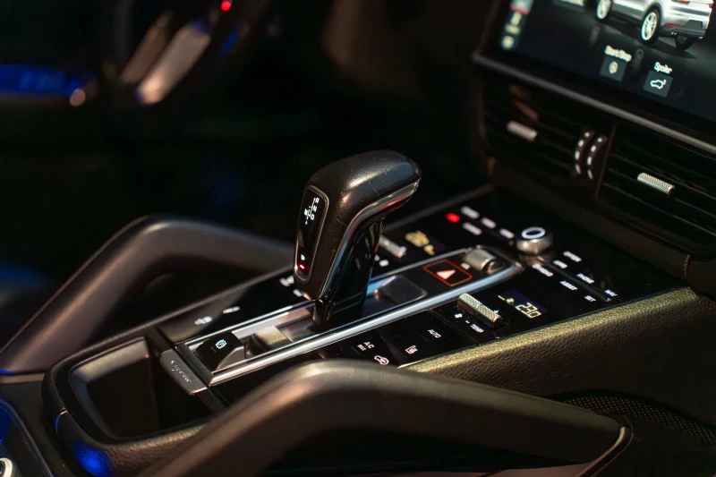 Porsche Cayenne COUPE/AMBIENT/PANO/1-СОБСТВЕНИК/PDK/4X4, снимка 9 - Автомобили и джипове - 52484208