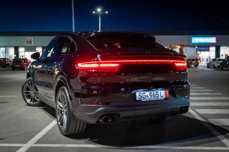 Porsche Cayenne COUPE/AMBIENT/PANO/1-СОБСТВЕНИК/PDK/4X4, снимка 3 - Автомобили и джипове - 52484208