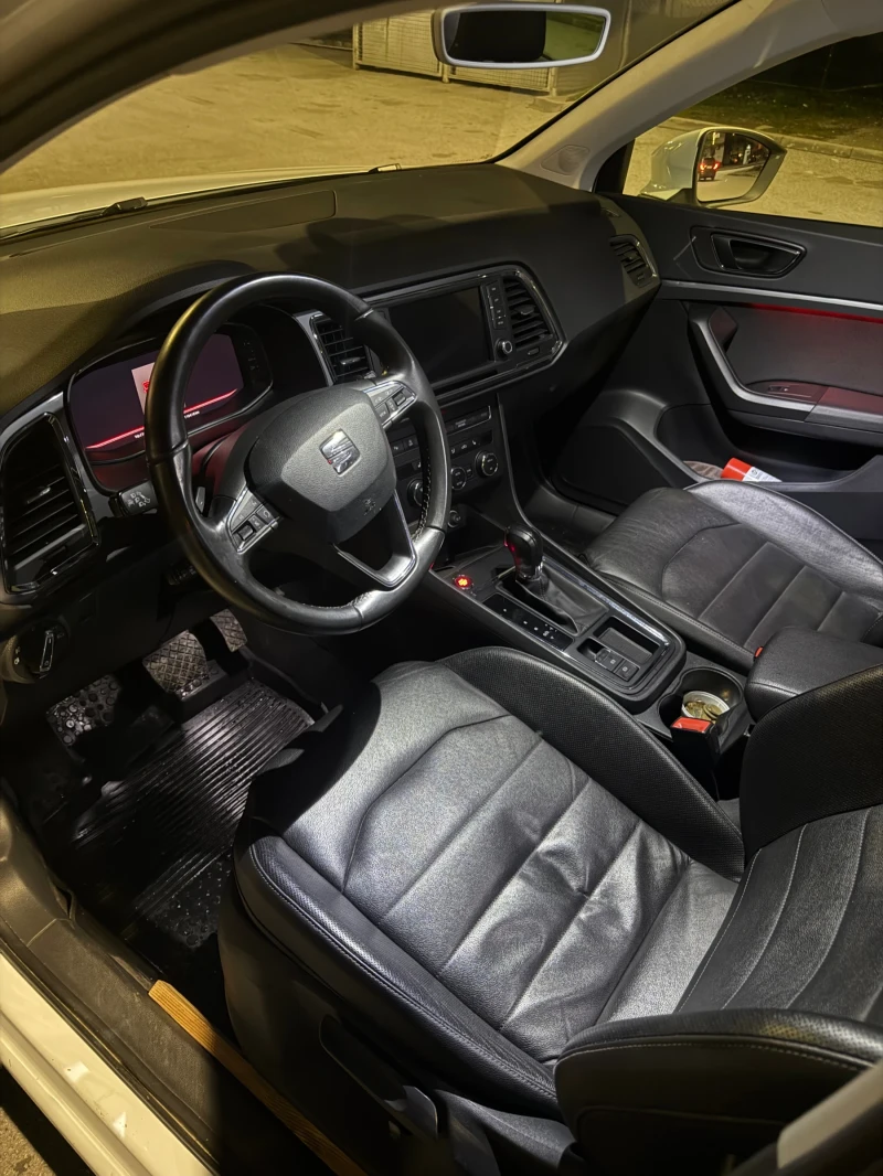 Seat Ateca, снимка 14 - Автомобили и джипове - 52683791