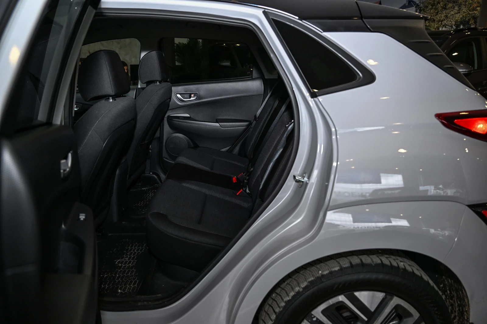 Hyundai Kona 64 Kw       | Mobile.bg   15