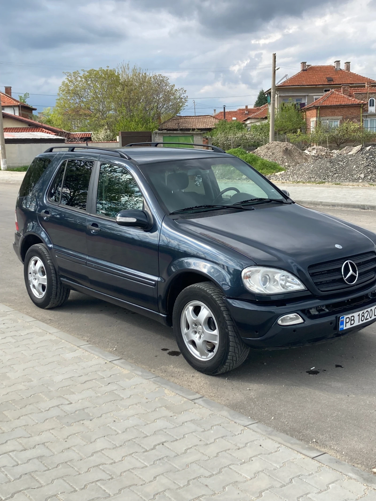 Mercedes-Benz ML 270  - изображение 3