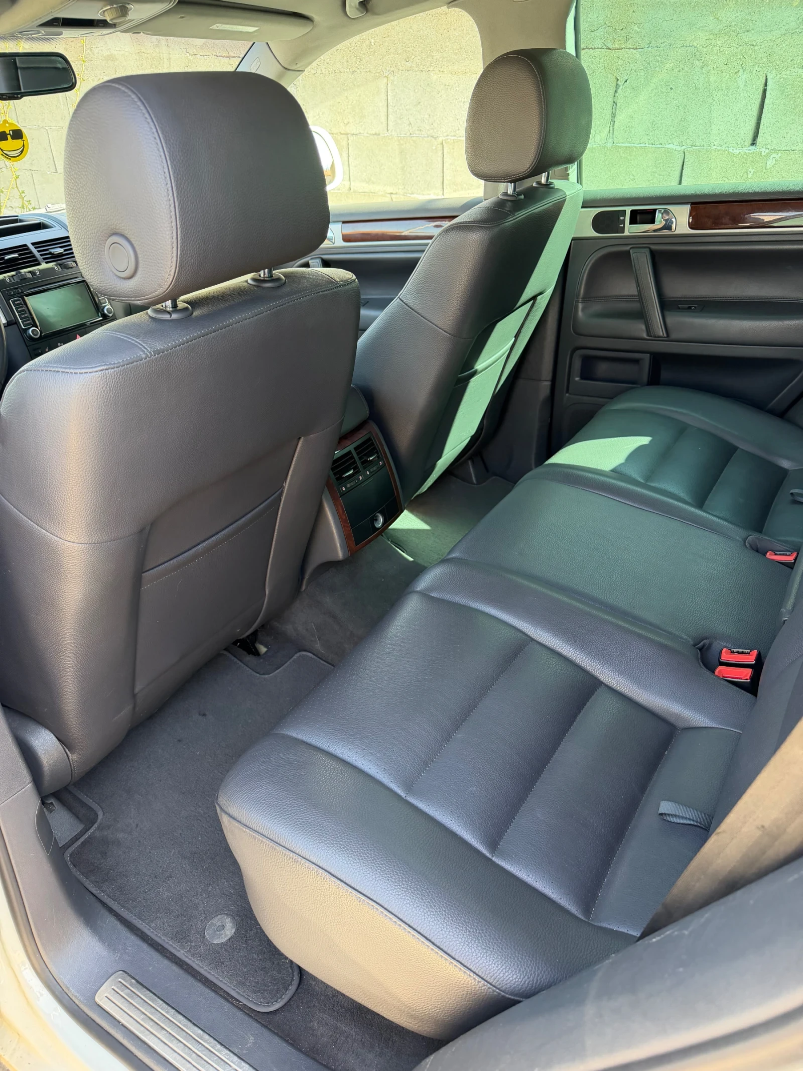 VW Touareg, снимка 9 - Автомобили и джипове - 53940049