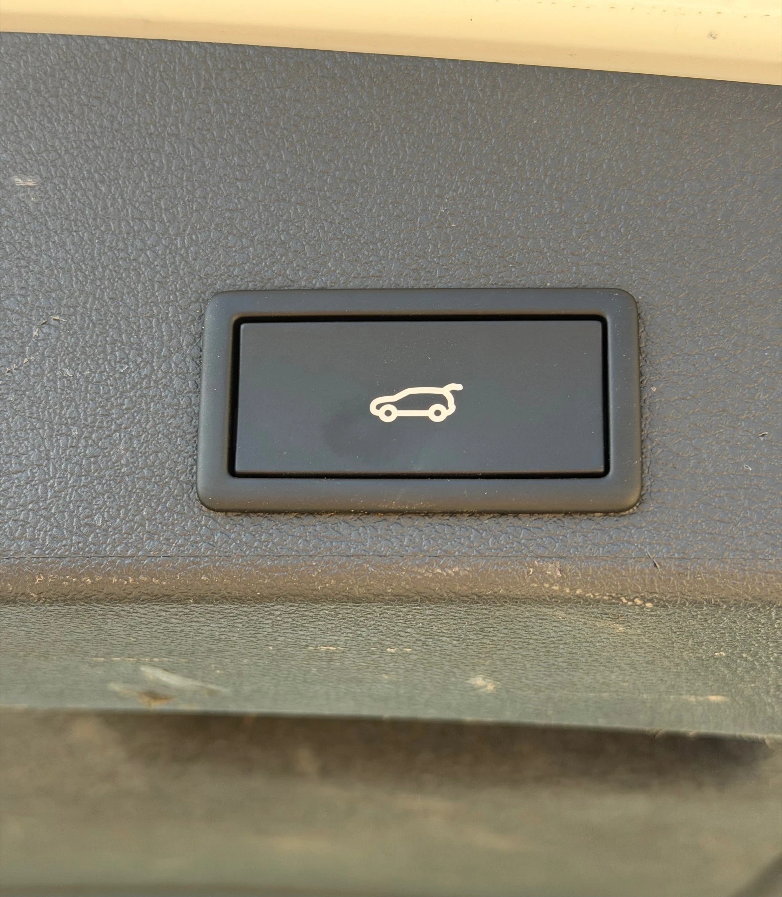 VW Touareg, снимка 16 - Автомобили и джипове - 53940049