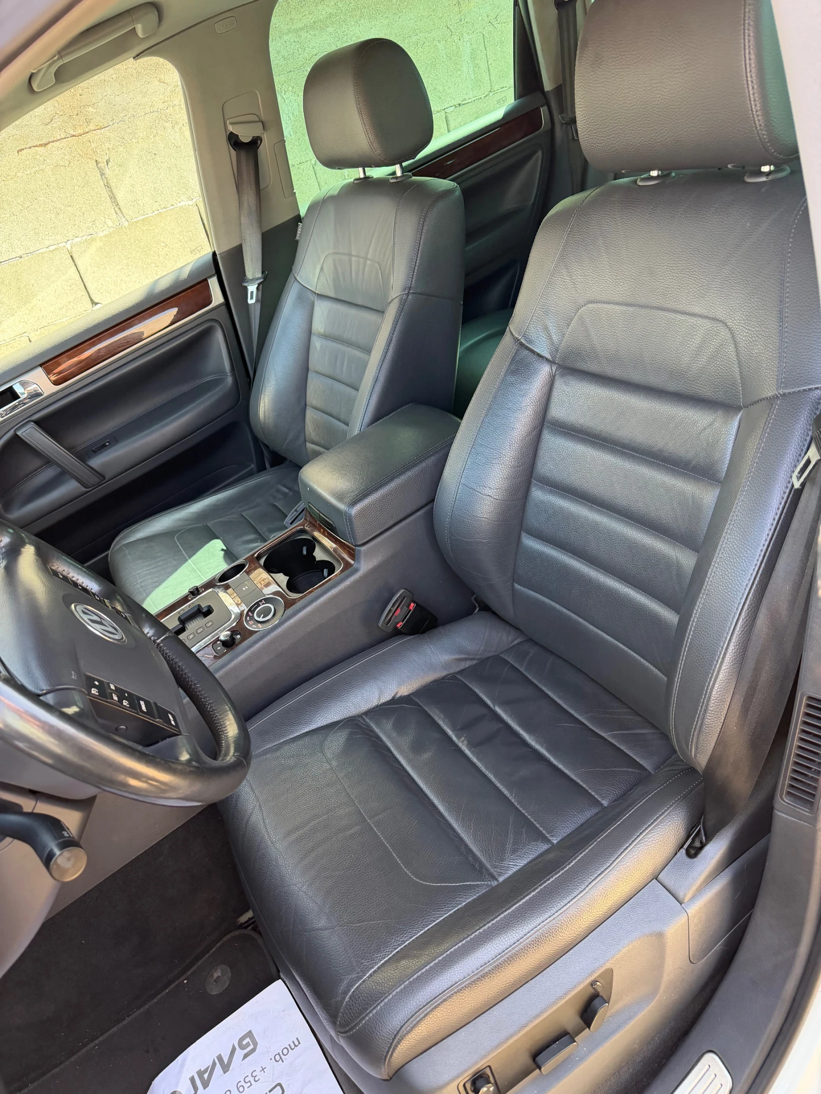 VW Touareg, снимка 8 - Автомобили и джипове - 53940049