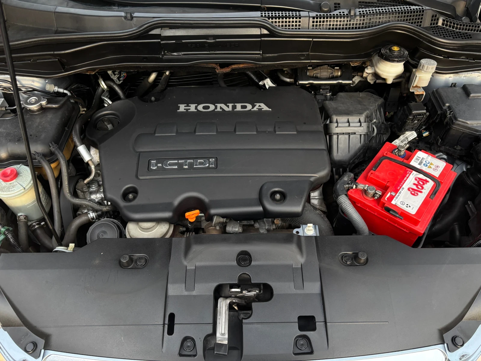 Honda Cr-v 2.2 i-CTDI, снимка 15 - Автомобили и джипове - 54285564