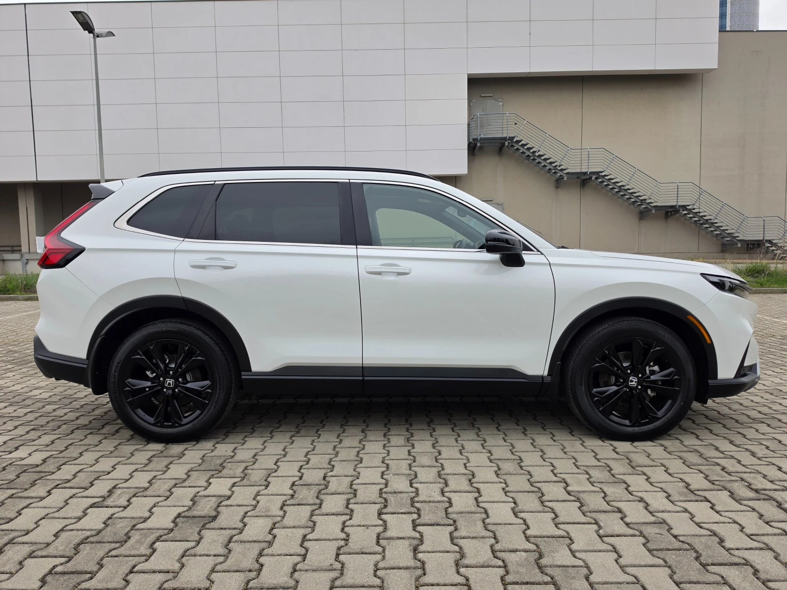 Honda Cr-v HYBRID AWD TOURING, снимка 3 - Автомобили и джипове - 54482250