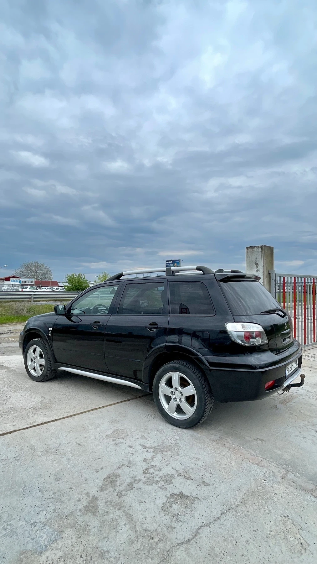 Mitsubishi Outlander 2, 4i 160к.с. БЕНЗИН/ГАЗ, снимка 3 - Автомобили и джипове - 54649473