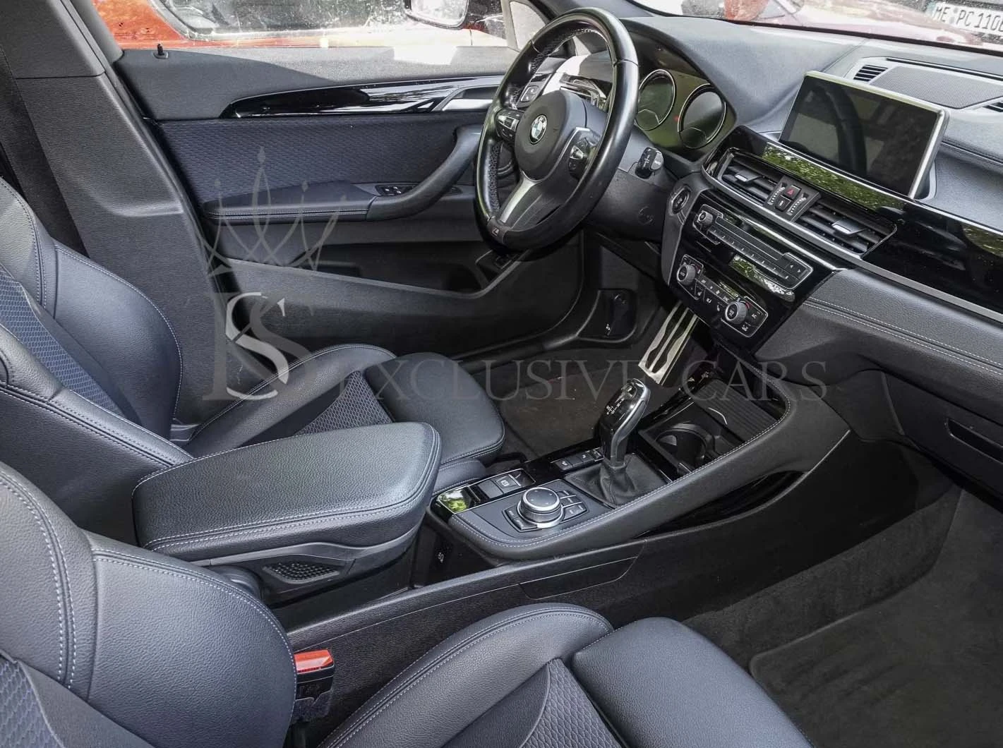BMW X2 xDRIVE 20D* M-SPORT* PANORAMA* HARMAN KARDON* , снимка 7 - Автомобили и джипове - 54853466
