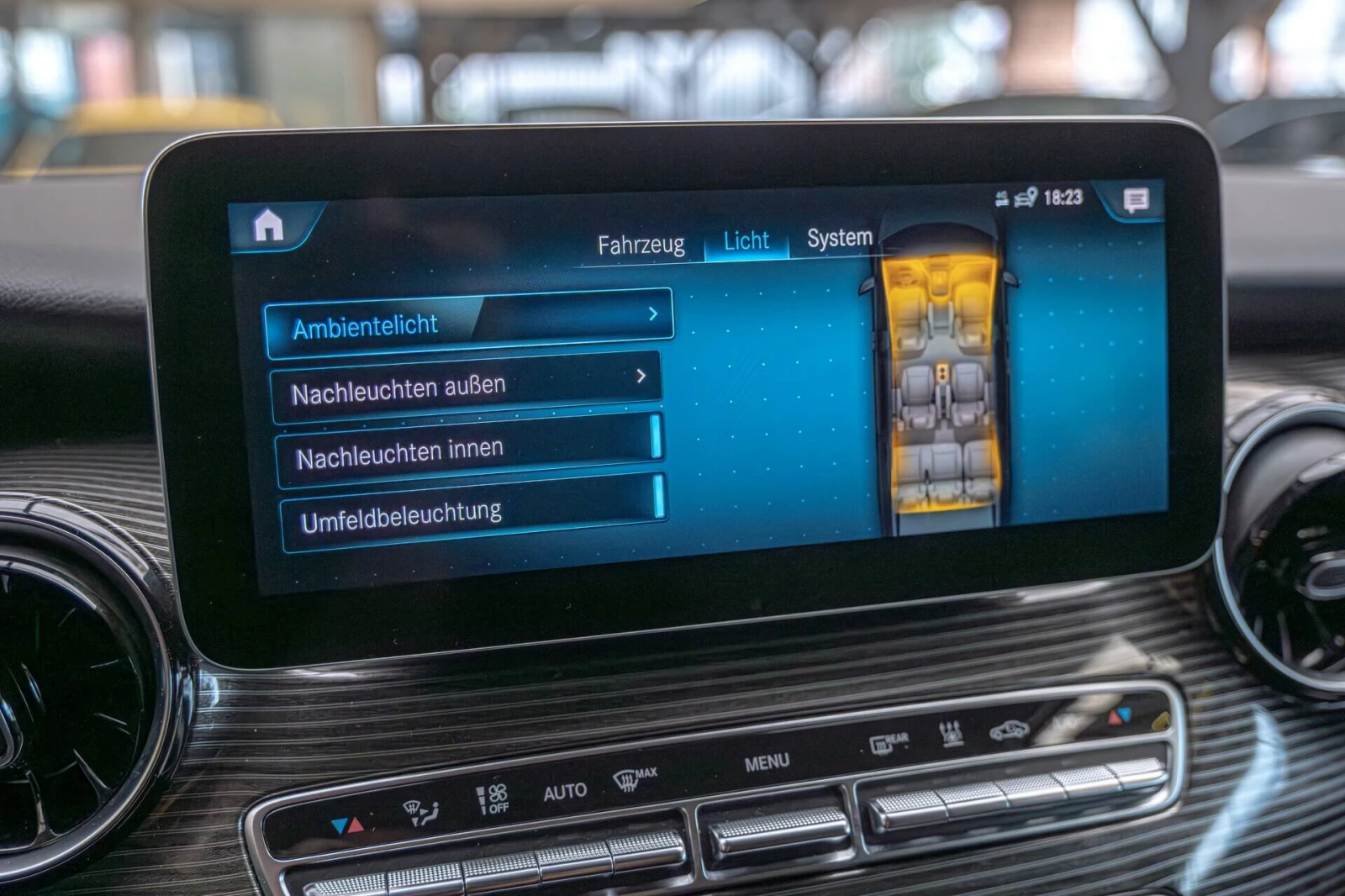Mercedes-Benz EQV 300/LONG/Avantgarde Line/PDC/Thermotronic/100kWh, снимка 13 - Автомобили и джипове - 54896609