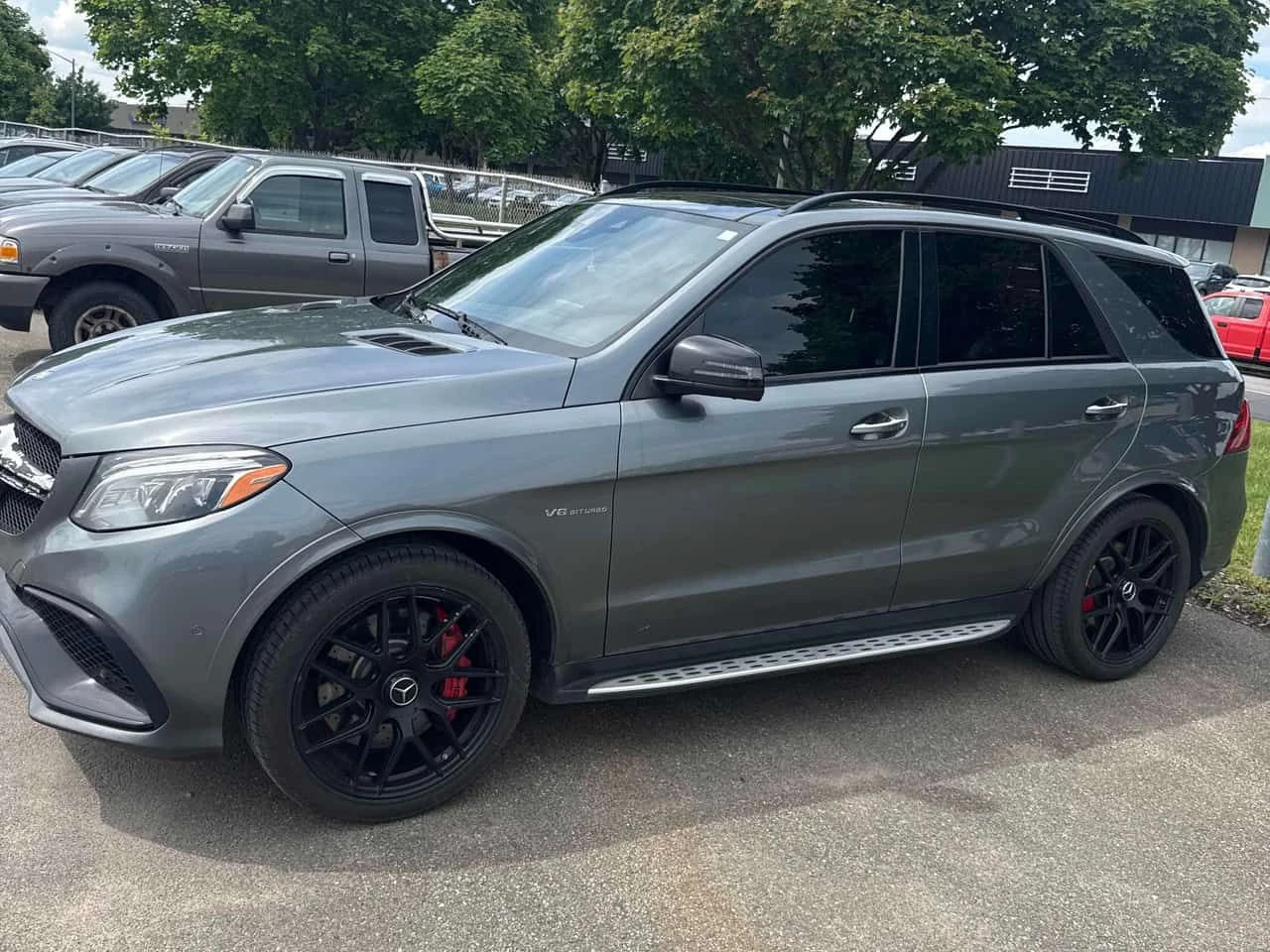 Mercedes-Benz GLE 63 S AMG * CARFAX * ЦЕНА ДО БГ, снимка 2 - Автомобили и джипове - 55014263