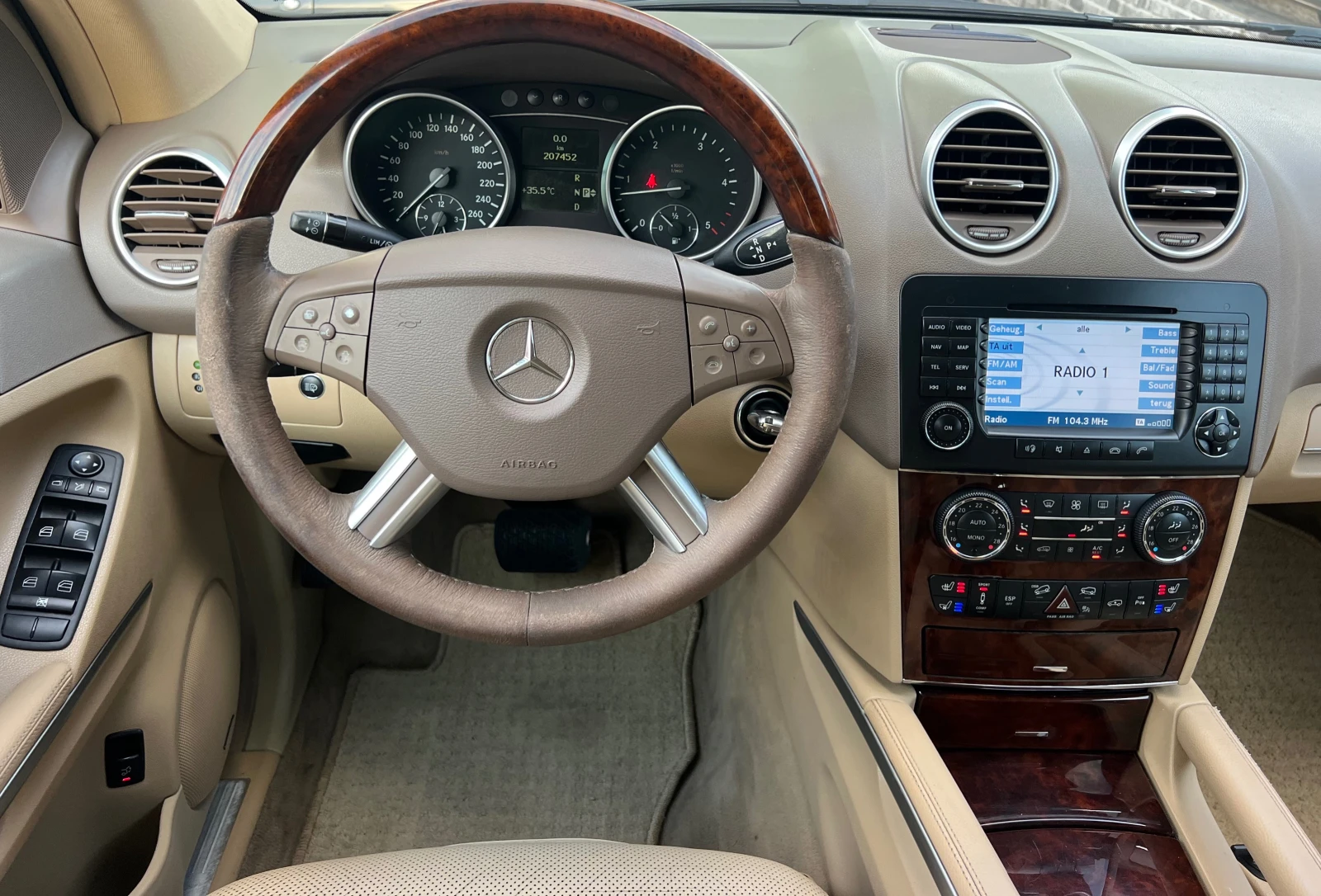 Mercedes-Benz ML 320 4MATIC/XENON/3xTW/OBDUHVANE/MASAJ/PODGREV/FULL/MAX, снимка 10 - Автомобили и джипове - 55075859
