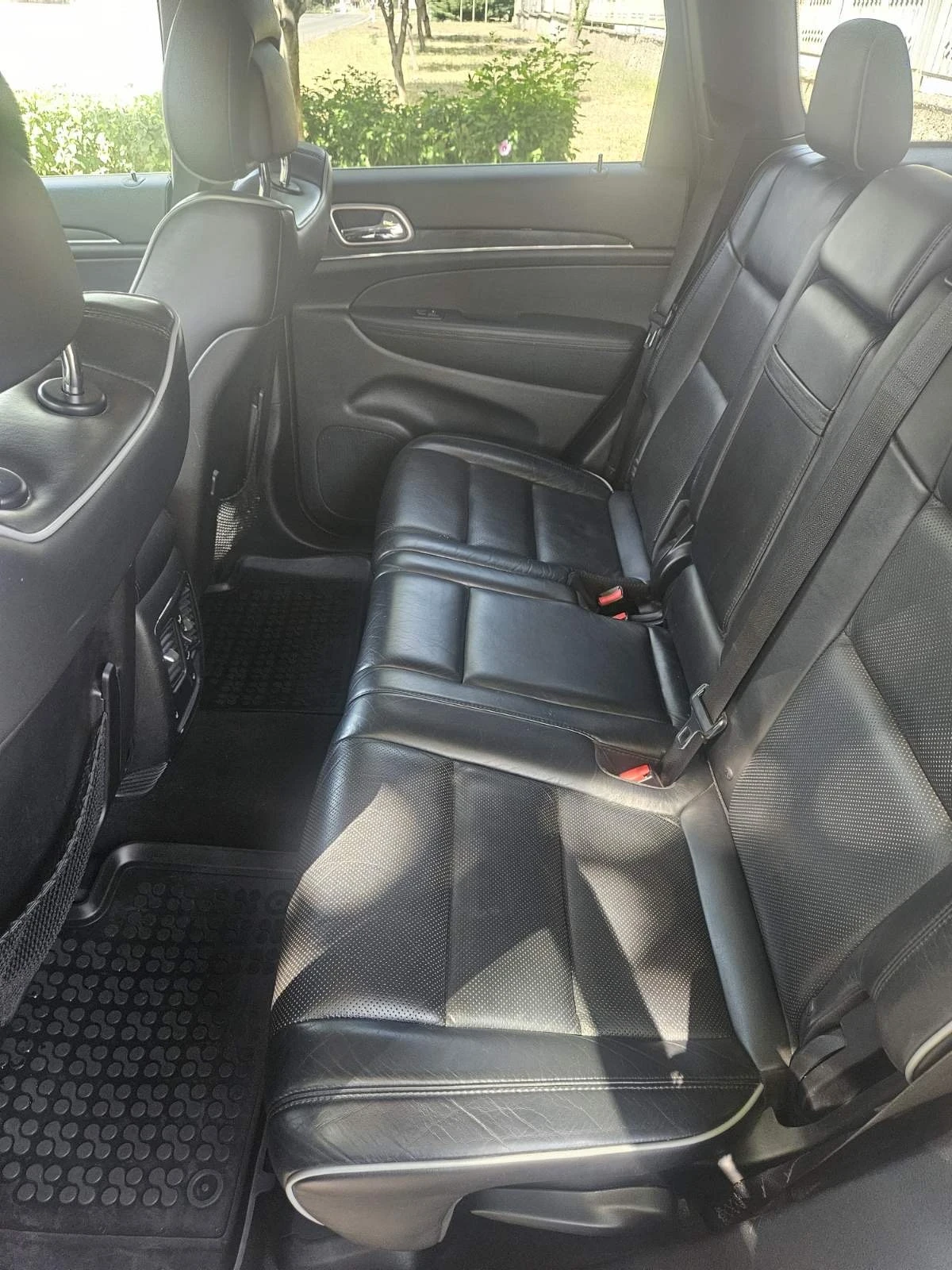 Jeep Grand cherokee 3.0 CRD OVERLAND, снимка 10 - Автомобили и джипове - 55855308