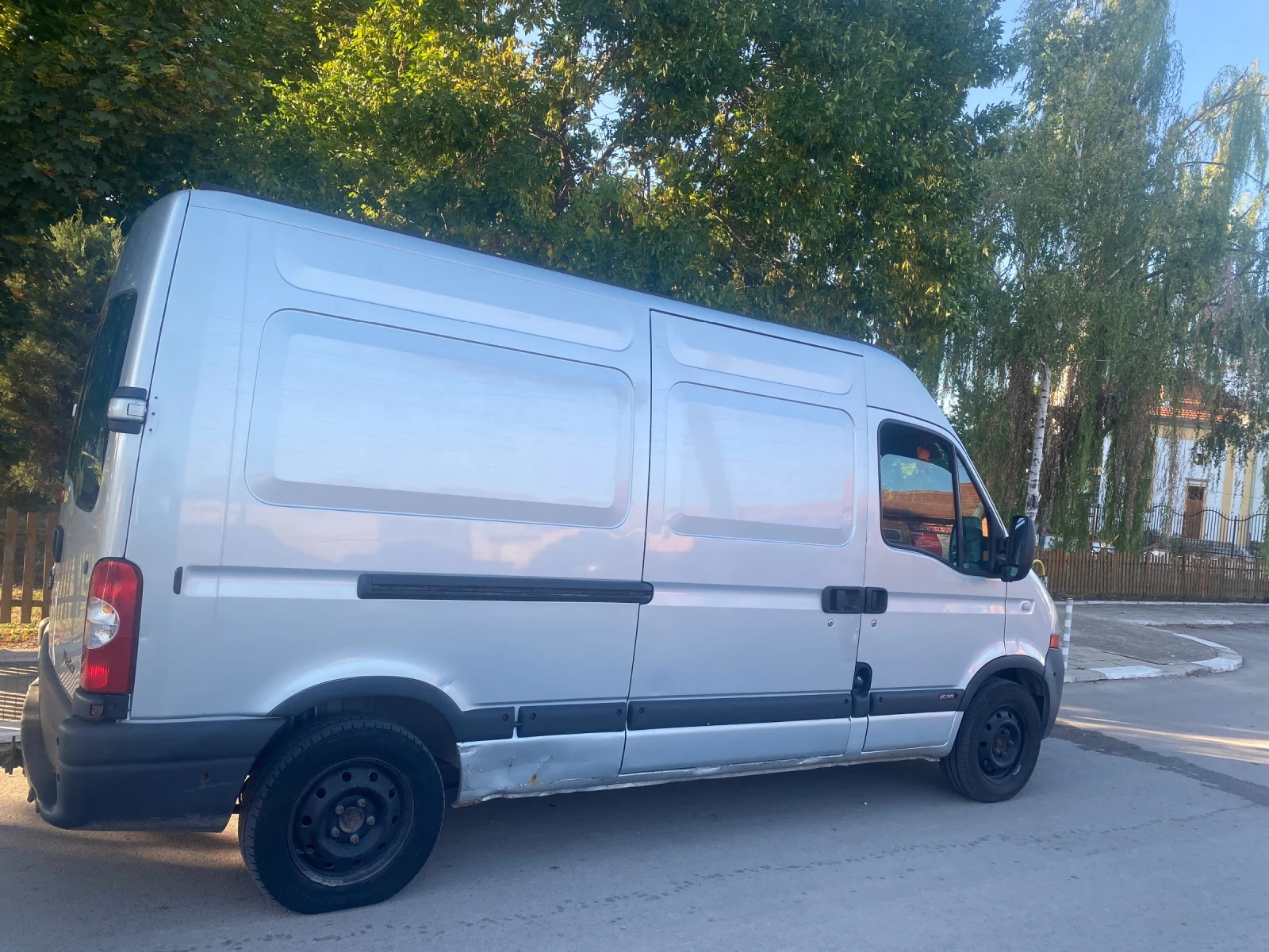 Renault Master 2.5dci - изображение 2