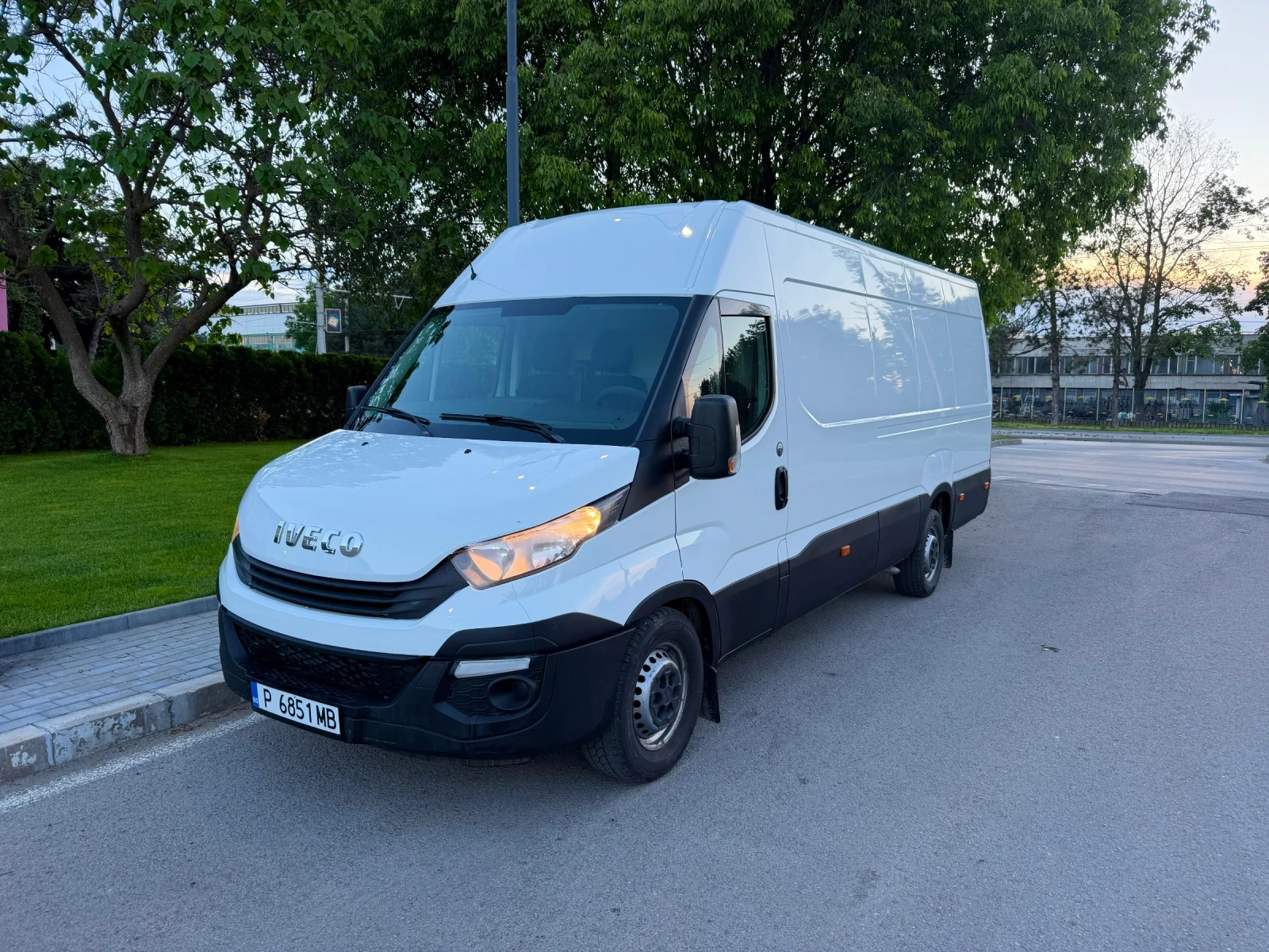Iveco Daily НАЛИЧЕН!!!МАКСИ!!!КЛИМАТИК!!!ТОП СЪСТОЯНИЕ!!!
