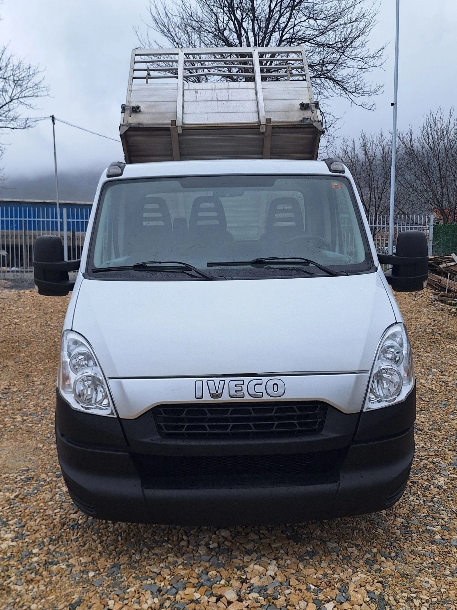 Iveco Daily 35/150-3000дизел Внос Швеюцария122хил. км., снимка 4 - Бусове и автобуси - 54735409