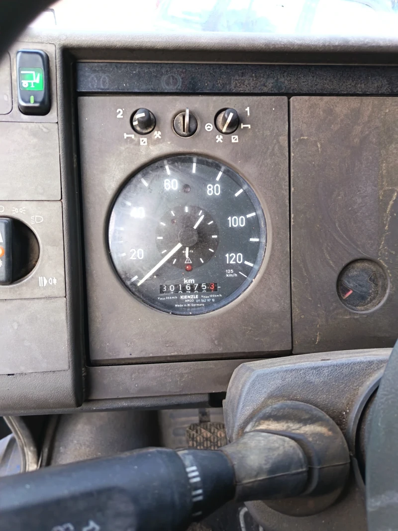 Mercedes-Benz 711, снимка 8 - Камиони - 52352609