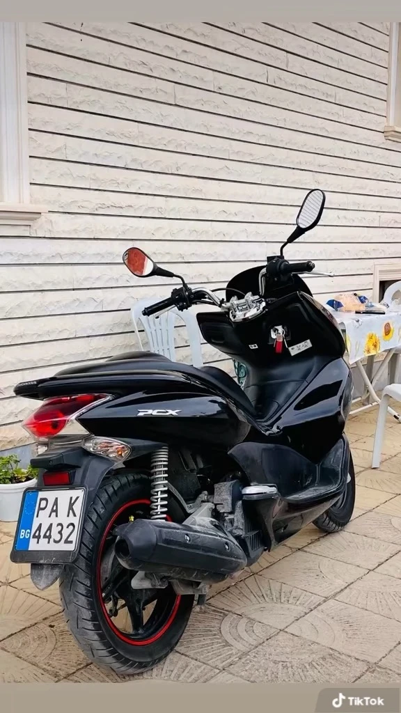 Honda Pcx, снимка 2 - Мотоциклети и мототехника - 55090923