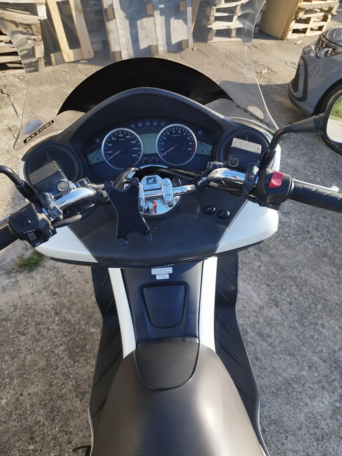 Honda Forza 250 - изображение 6