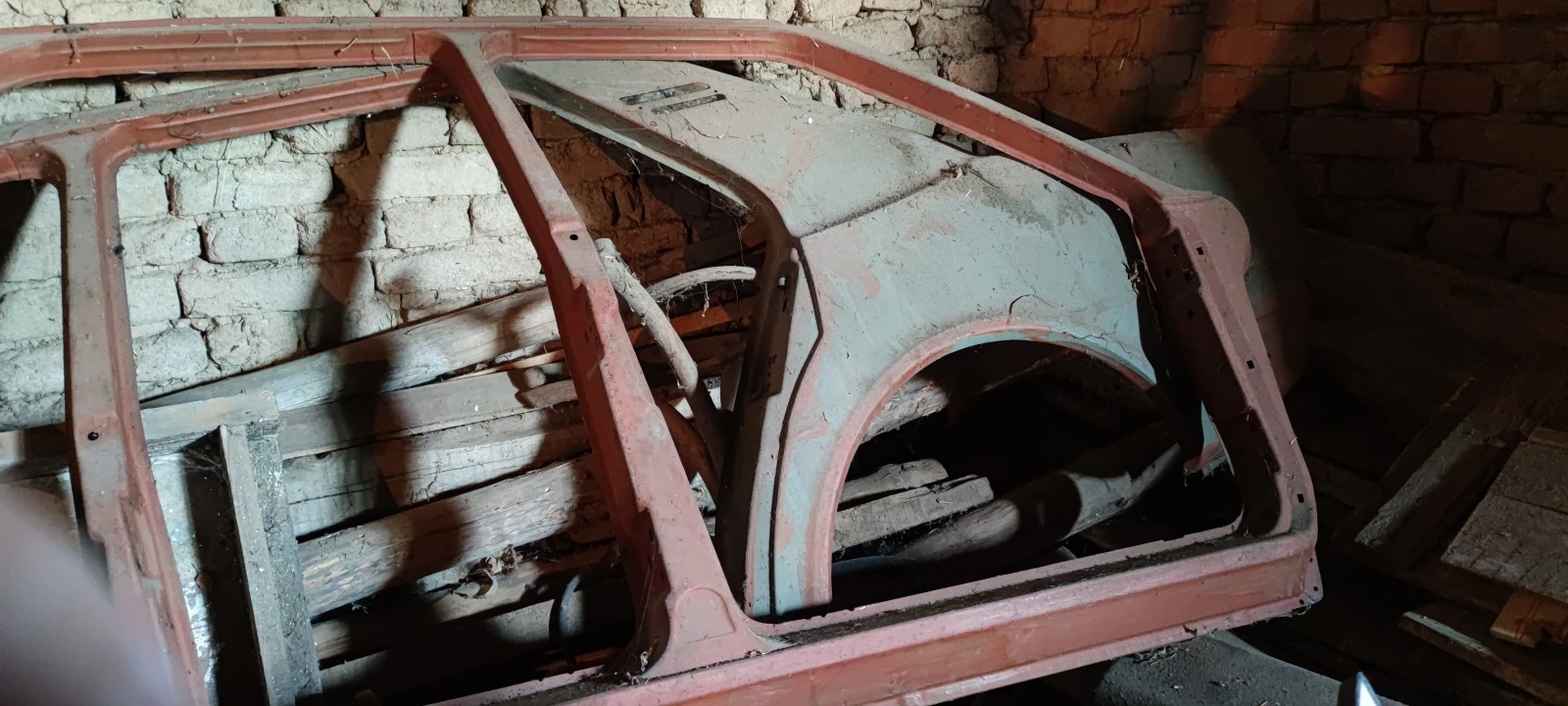 ����� 105� | Mobile.bg � ����������� 1