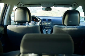 Toyota Avensis 1.6, снимка 10