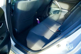 Toyota Avensis 1.6, снимка 12