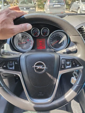 Opel Insignia FULL екстри, подгрев, обдухване., снимка 8