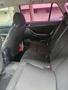 Toyota Avensis - 2650 € / 5182.95 лв. - 21408027 11