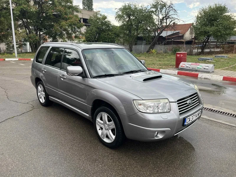 Subaru Forester, снимка 1 - Автомобили и джипове - 47725627