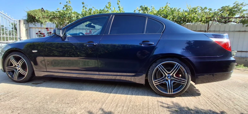 BMW 525 3.0D Facelift, снимка 3 - Автомобили и джипове - 52634855
