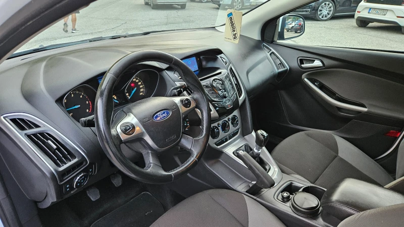 Ford Focus 1.6 Hdi TITANIUM/KLIMATRONIK/6skorosti, снимка 11 - Автомобили и джипове - 51169152