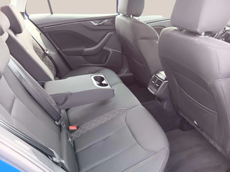 Skoda Scala 1.6, снимка 10 - Автомобили и джипове - 52542522