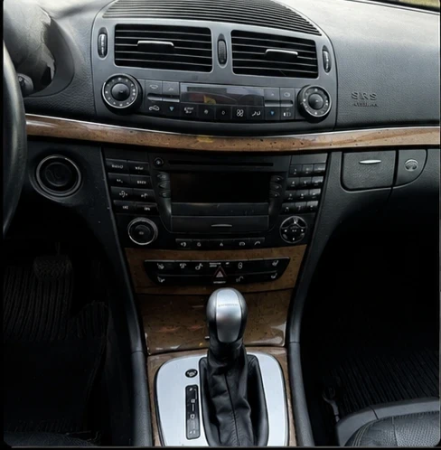 Mercedes-Benz E 320 E320, снимка 7 - Автомобили и джипове - 55547219