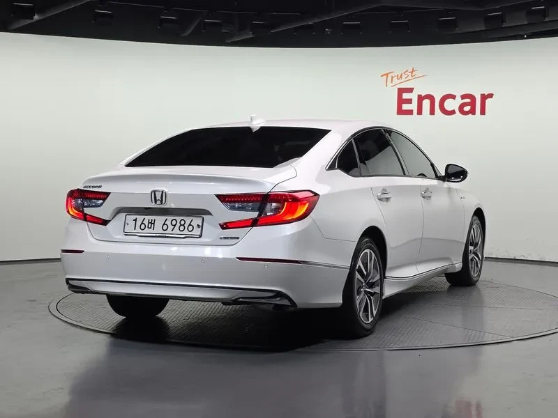 Honda Accord 10Th Generation 2.0 Hybrid Ex-L | Mobile.bg � ����������� 4