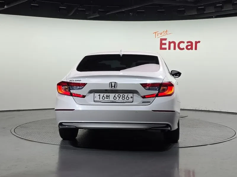 Honda Accord 10Th Generation 2.0 Hybrid Ex-L | Mobile.bg � ����������� 7