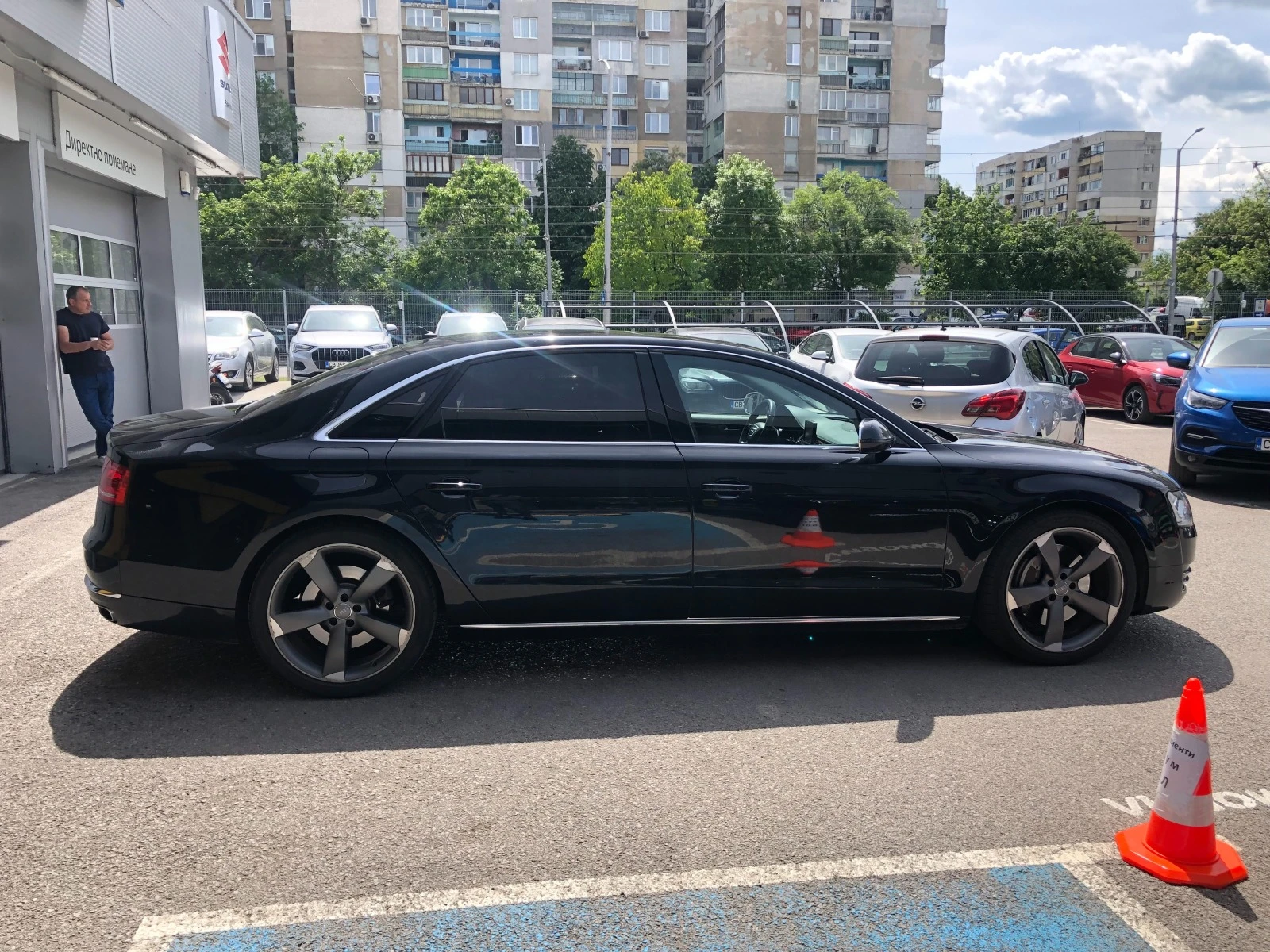 Audi A8 A8 L 4.2 TDI  - изображение 7