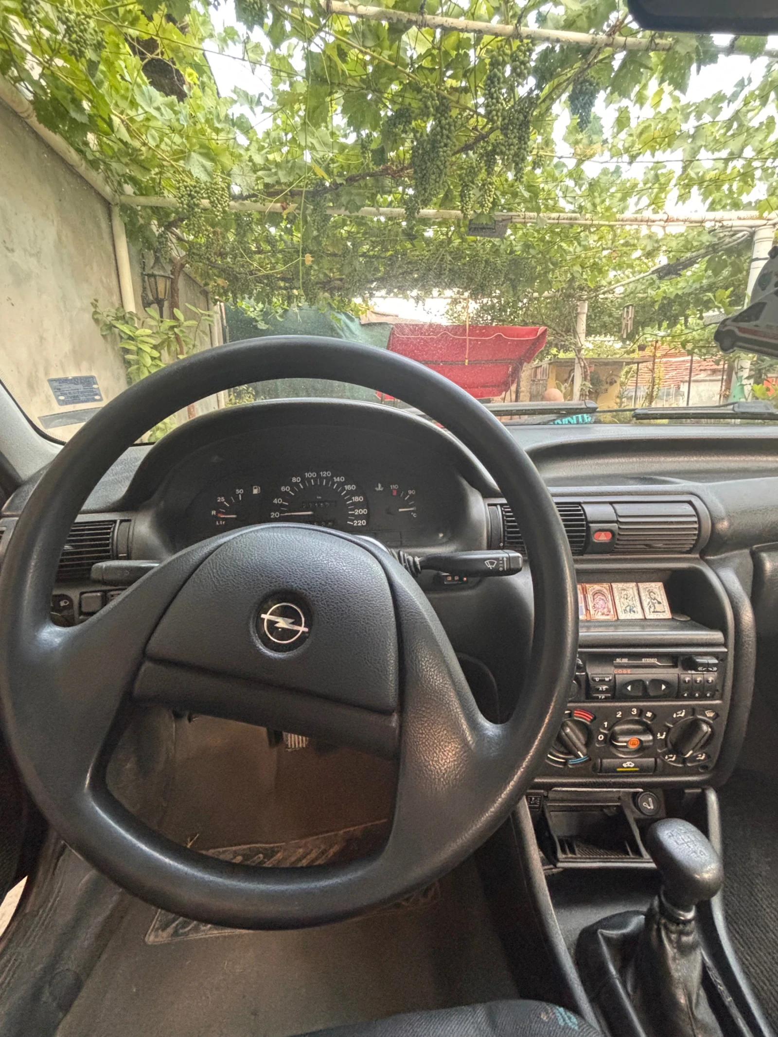 Opel Astra 1.6i - изображение 9