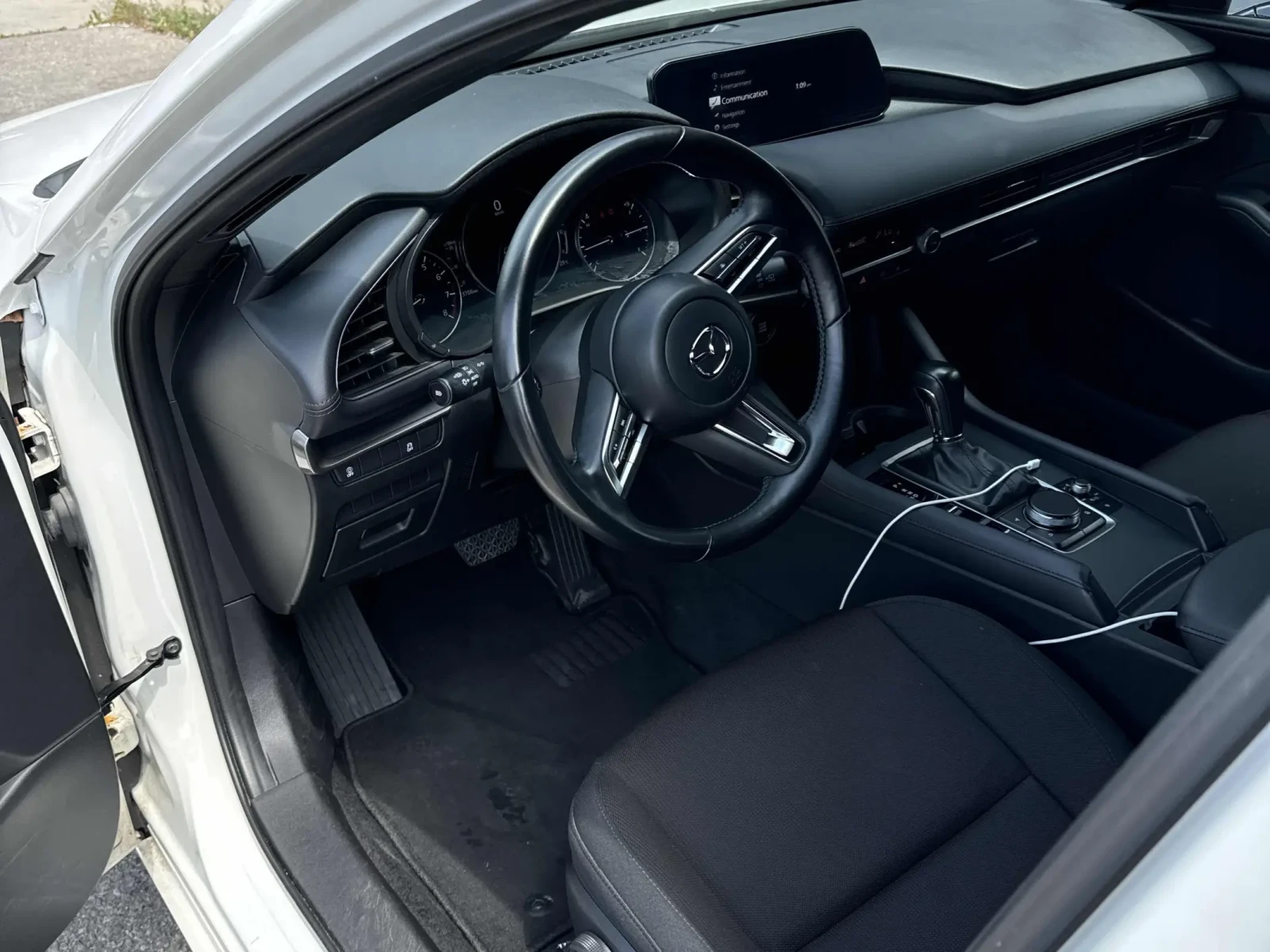 Mazda 3 Sport GS* CARFAX* ОПЦИЯ ЗА ФИНАНСИРАНЕ*  - изображение 6