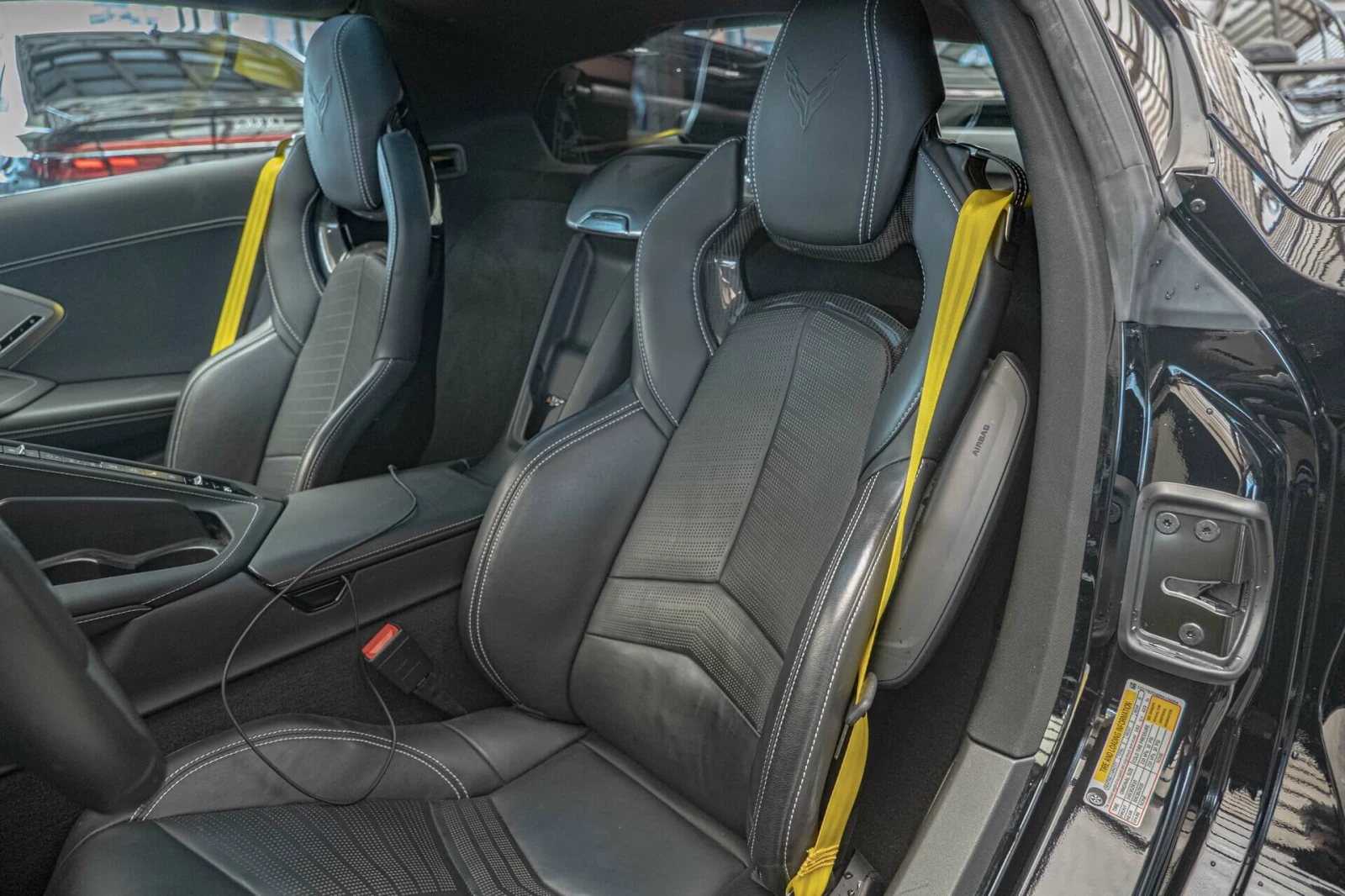 Chevrolet Corvette 6.2 V8/2LT/Lift/Камера 360/BOSE/Carbon Seat/Обдухв - изображение 10