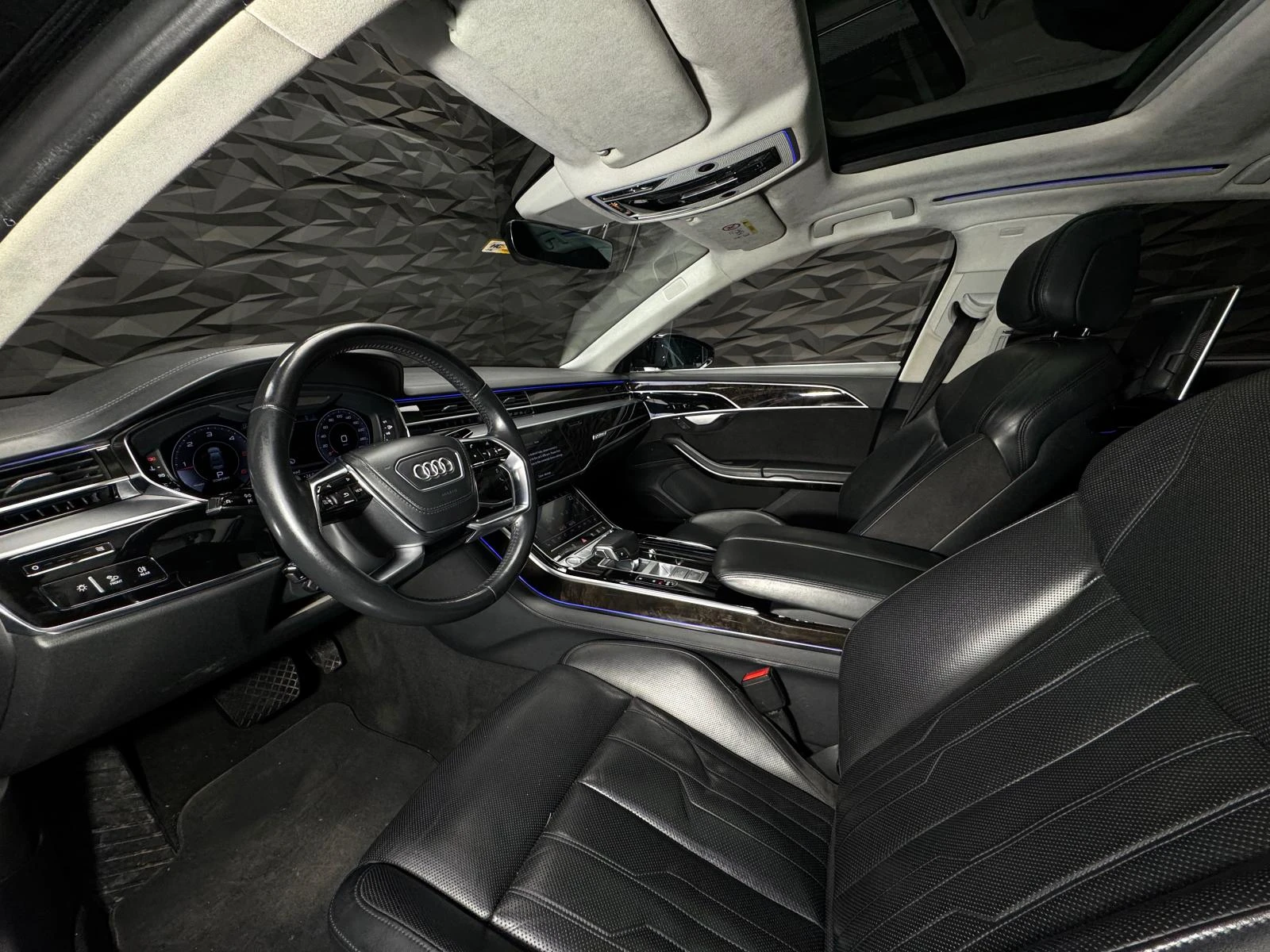 Audi A8 50TDI Quattro 3xTV* B&O* Pano*  - изображение 10