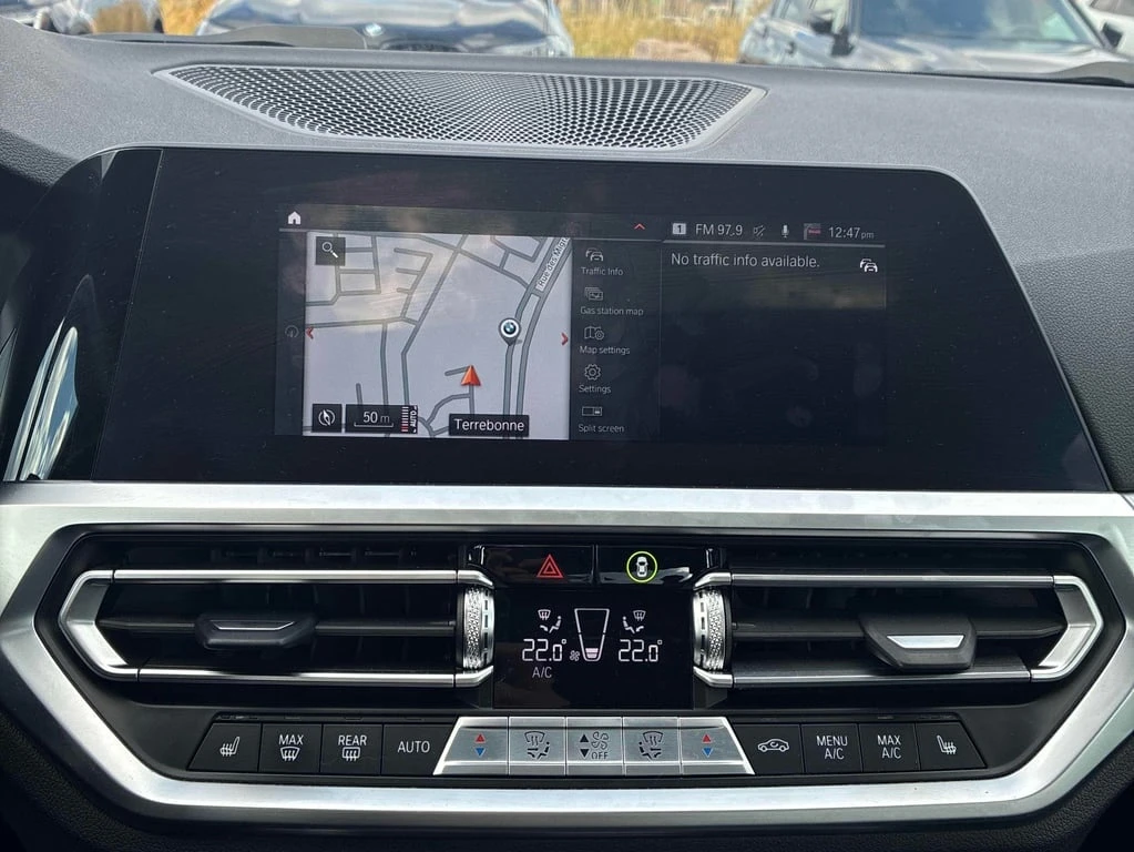 BMW 330 * 330i xDrive * CARFAX *    | Mobile.bg   9