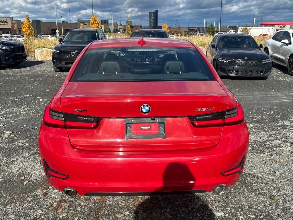 BMW 330 * 330i xDrive * CARFAX *    | Mobile.bg   4