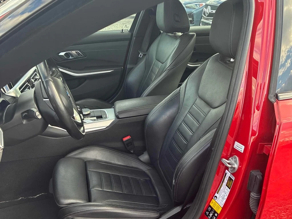 BMW 330 * 330i xDrive * CARFAX *    | Mobile.bg   13