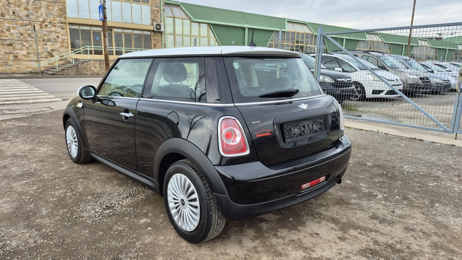 Mini One 1.6i* 74hp* FACE* 120000km* 2011* *  | Mobile.bg   4