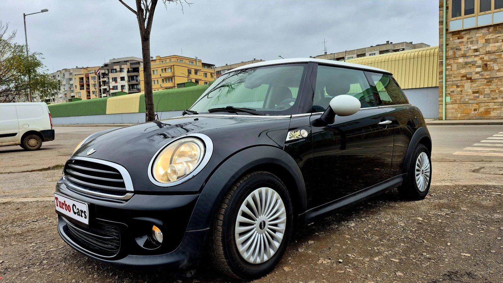 Mini One 1.6i* 74hp* FACE* 120000km* 2011* *  | Mobile.bg   1