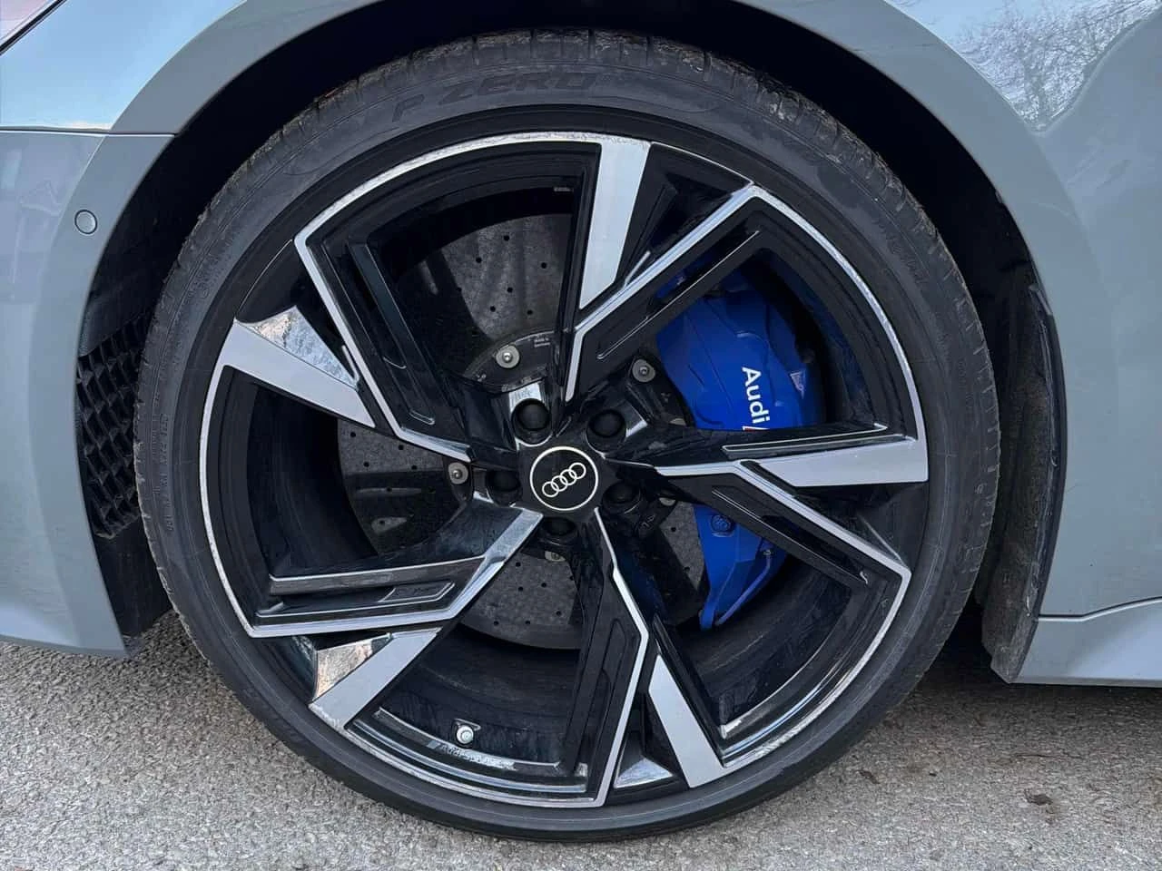 Audi Rs6 4.0 TFSI/CARFAX/B&O/ОБДУХВАНЕ/HUD/DIS/360, снимка 6 - Автомобили и джипове - 53981461